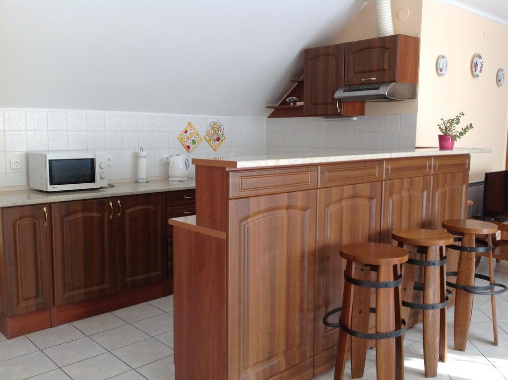 Hotel Attila Apartmanhaz Hévíz Zimmer foto