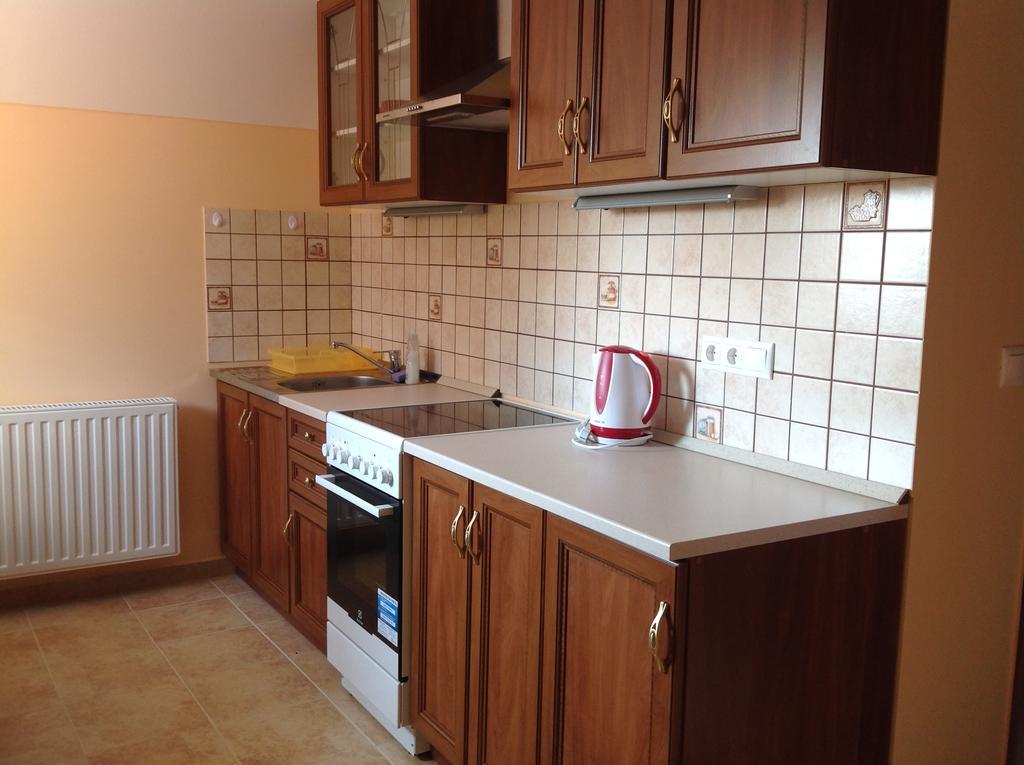Hotel Attila Apartmanhaz Hévíz Zimmer foto